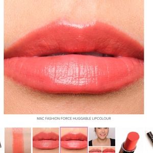 MAC Huggable Fashion Force Ltd Ed
